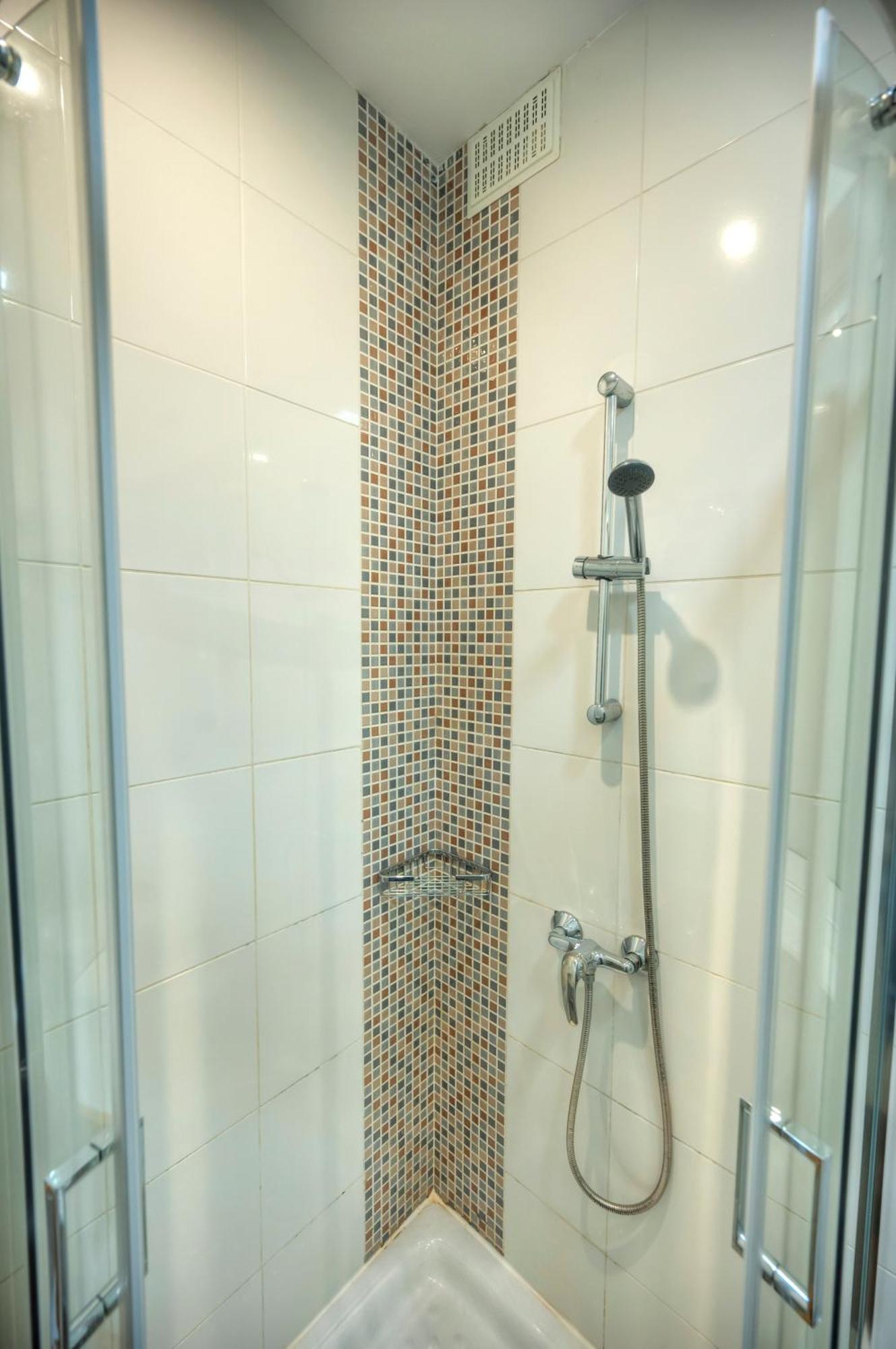 Bright & Large 2Bedrooms In Sliema Center Mpor1-1 Bagian luar foto