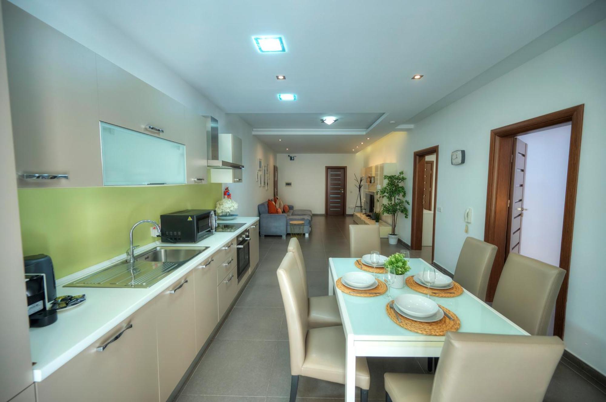 Bright & Large 2Bedrooms In Sliema Center Mpor1-1 Bagian luar foto