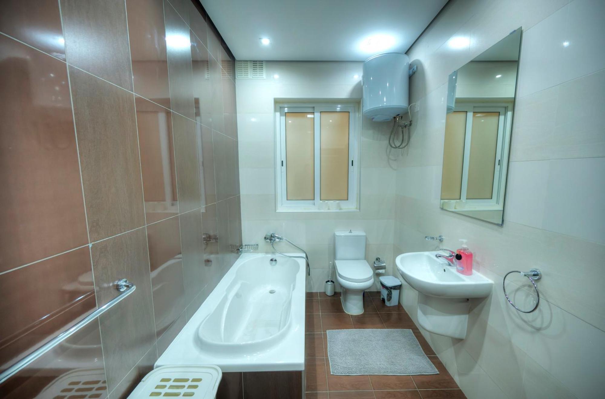 Bright & Large 2Bedrooms In Sliema Center Mpor1-1 Bagian luar foto