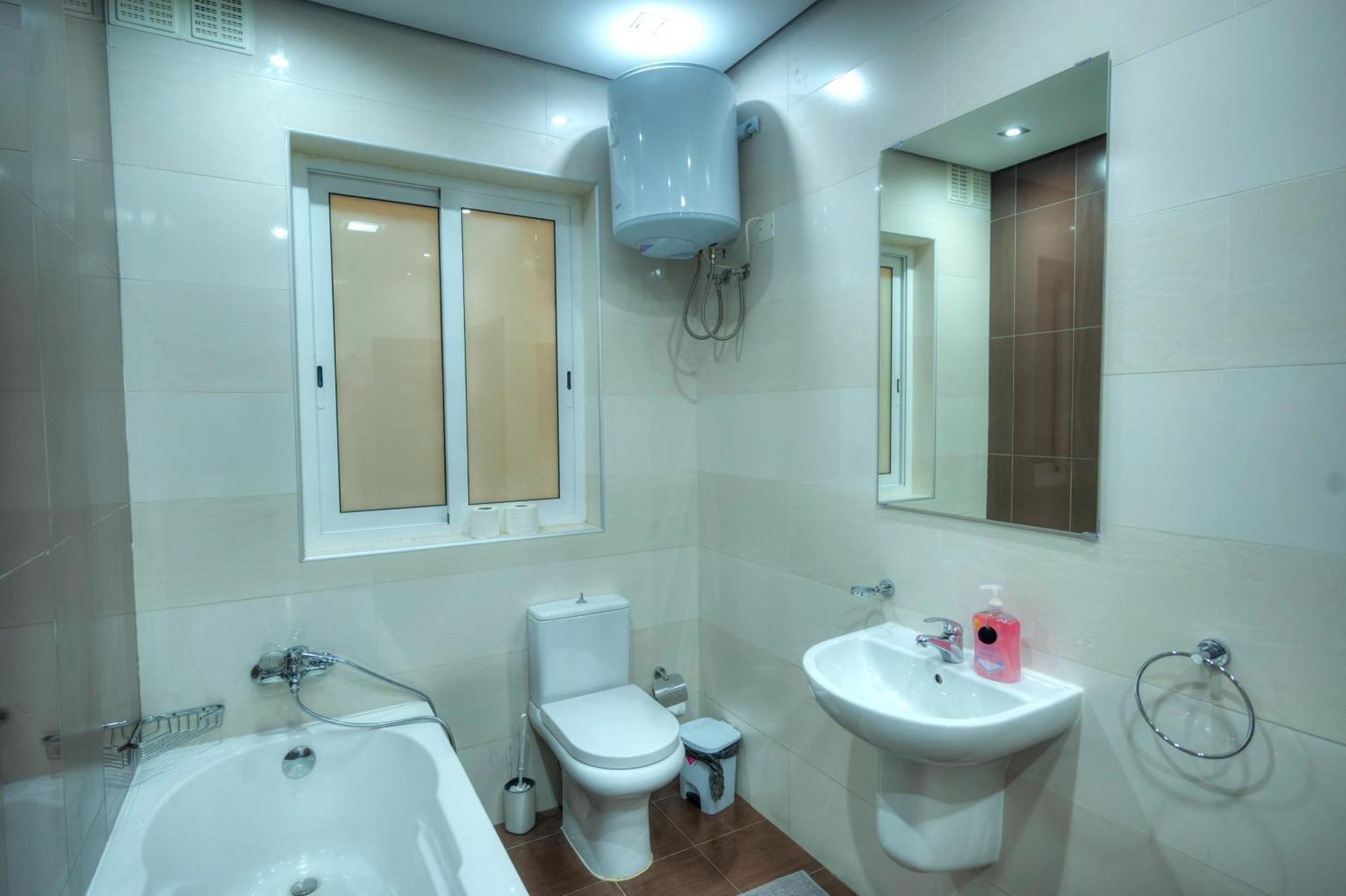 Bright & Large 2Bedrooms In Sliema Center Mpor1-1 Bagian luar foto