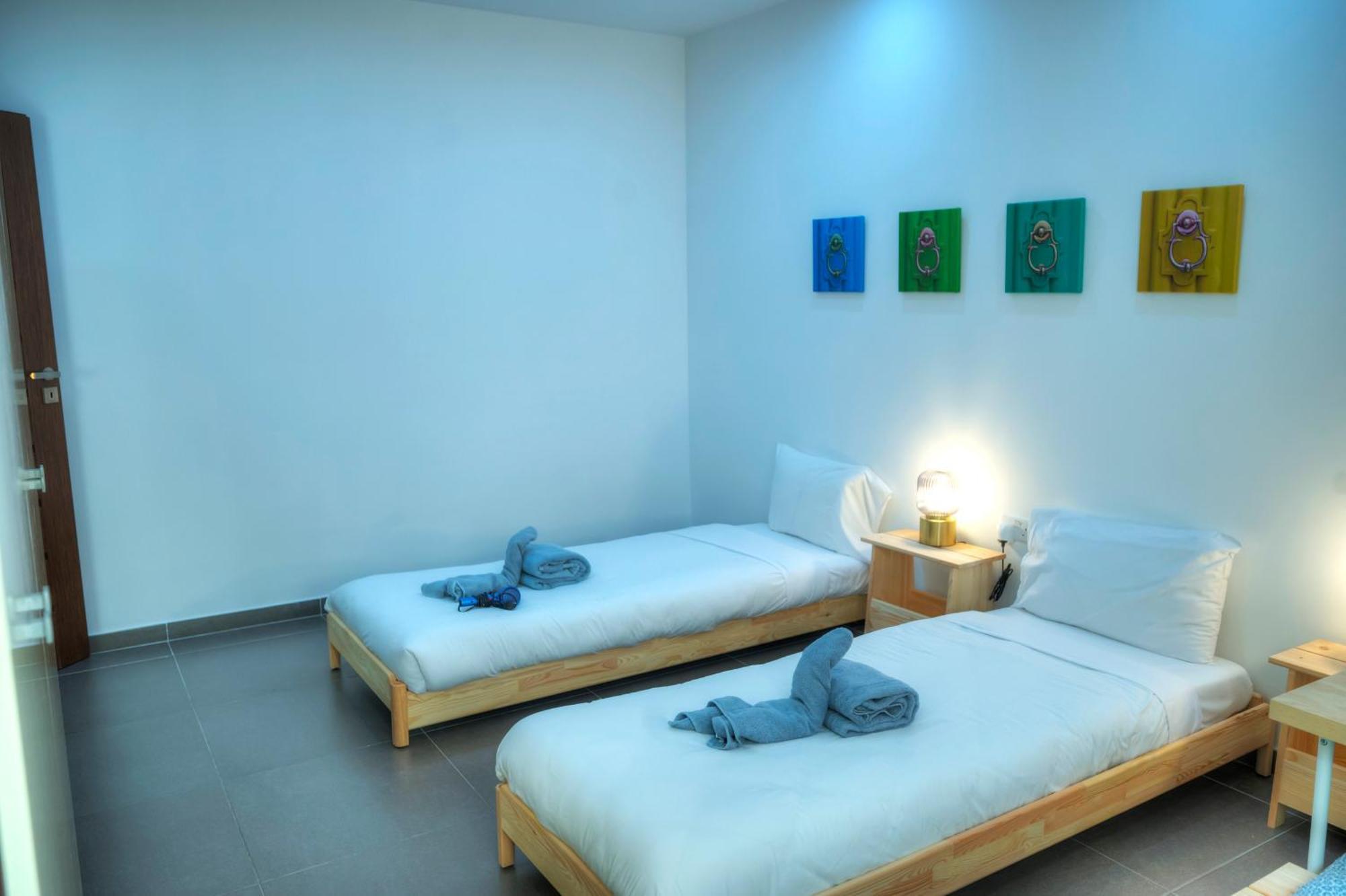 Bright & Large 2Bedrooms In Sliema Center Mpor1-1 Bagian luar foto