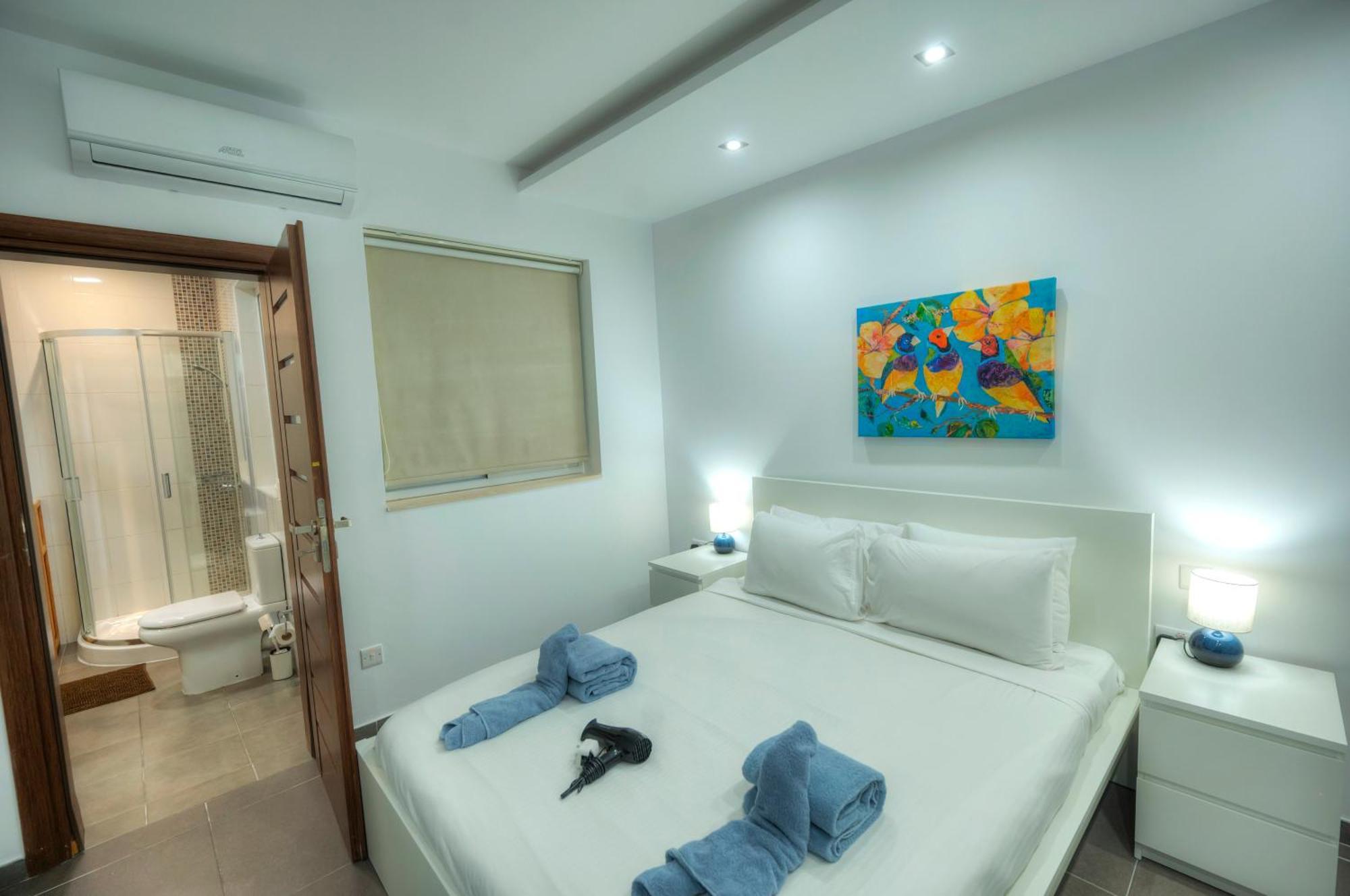 Bright & Large 2Bedrooms In Sliema Center Mpor1-1 Bagian luar foto